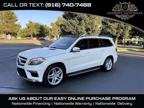 Used 2013 Mercedes-Benz GL 550 4MATIC image 4