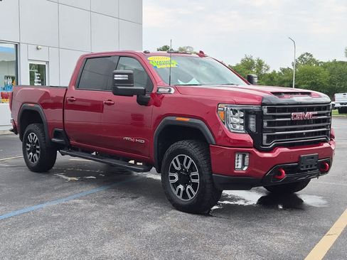 Used 2020 GMC Sierra 2500 AT4 w/ AT4 Premium Package AWD/4WD image 2