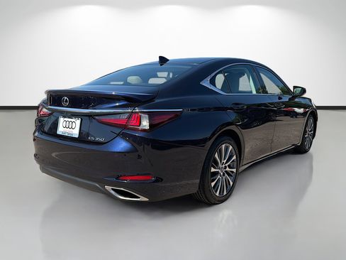 Used 2021 Lexus ES 350 w/ Premium Package FWD image 3