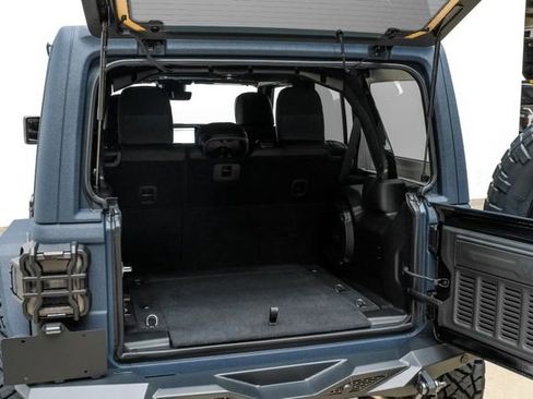 Used 2025 Jeep Wrangler Unlimited Rubicon 392 image 89