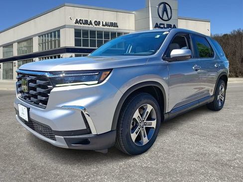 Used 2023 Honda Pilot EX-L image 3
