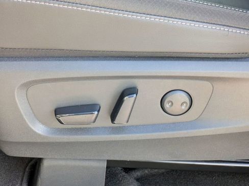 New 2025 Nissan Pathfinder SL w/ Lighting Package (N92) image 16