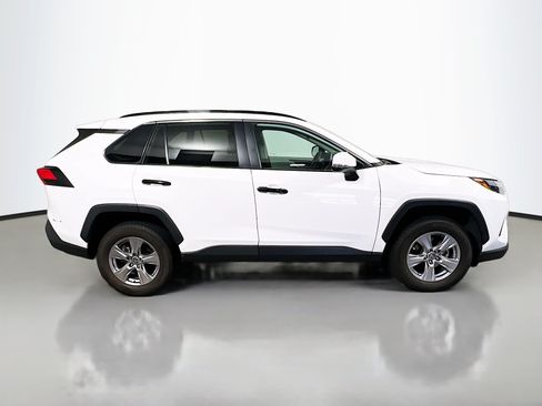 Used 2023 Toyota RAV4 XLE w/ Convenience Package FWD image 3