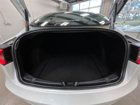 Used 2021 Tesla Model 3 Standard Range Plus RWD image 18
