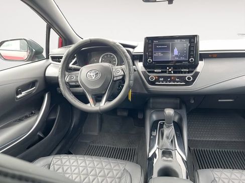 Used 2022 Toyota Corolla SE w/ Carpet Mat Package (TMS) FWD image 11