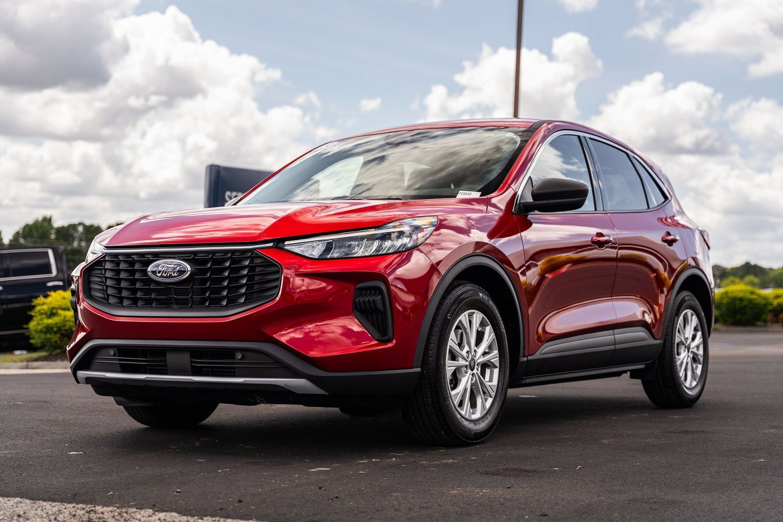 Certified 2023 Ford Escape Active FWD image 3