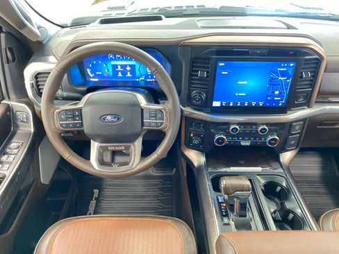 Used 2025 Ford F150 King Ranch AWD/4WD image 13