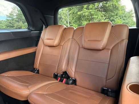 Used 2019 Mercedes-Benz GLS 450 4MATIC image 28