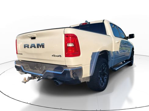 Used 2025 RAM 1500 Laramie AWD/4WD image 4