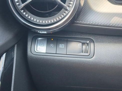 Certified 2026 Chevrolet Equinox LT w/ Convenience Package II FWD image 28