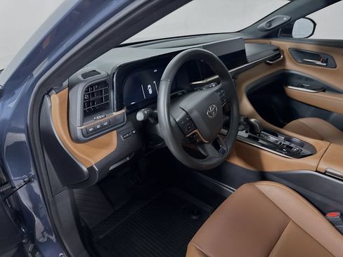 Certified 2025 Toyota Crown Signia w/ Advanced Technology Package AWD/4WD image 9