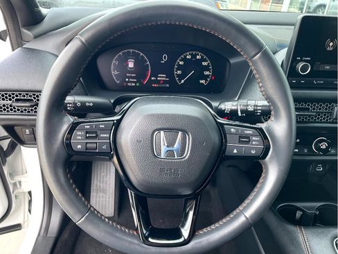 Used 2024 Honda HR-V Sport image 12