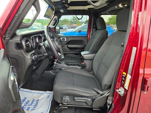 Used 2021 Jeep Wrangler Unlimited Sport AWD/4WD image 17