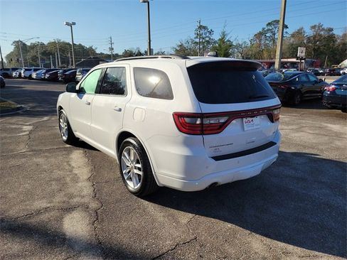 Used 2023 Dodge Durango GT image 3