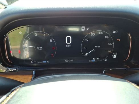 Used 2024 Jeep Grand Wagoneer L Series III image 27