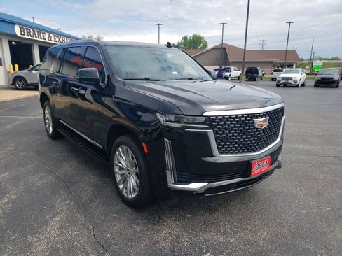 Used 2023 Cadillac Escalade ESV Premium Luxury image 22