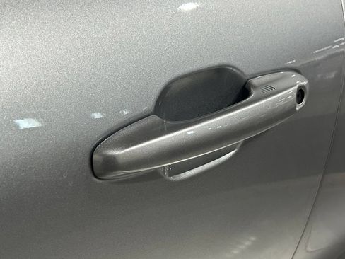 Used 2022 Ford Escape SE w/ Cold Weather Package FWD image 18
