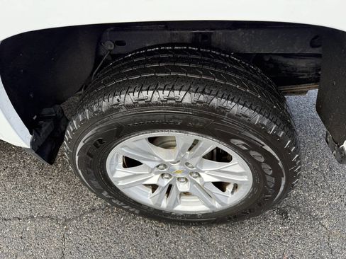 Used 2021 Chevrolet Colorado LT w/ Fleet Safety Package image 14