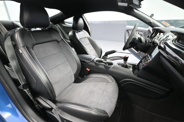 Used 2020 Ford Mustang Shelby GT350 w/ Technology Package RWD image 34