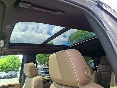 Certified 2021 Chevrolet Tahoe Premier w/ Premium Package AWD/4WD image 13
