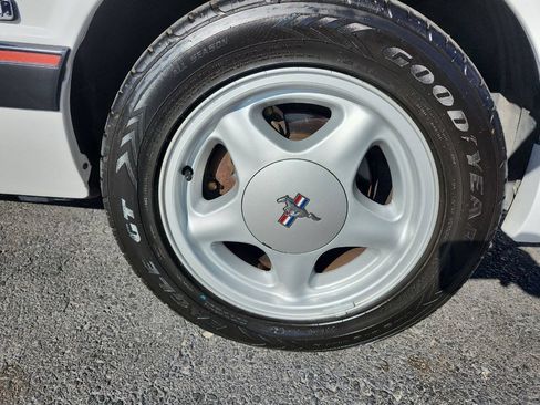 Used 1991 Ford Mustang LX RWD image 18