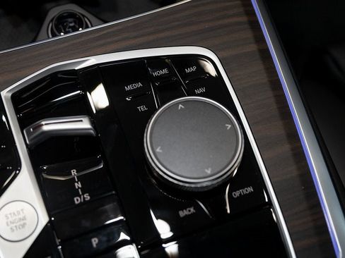 New 2026 BMW X5 xDrive40i w/ Premium Package image 24