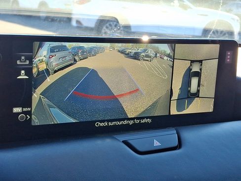 Certified 2025 MAZDA CX-70 3.3 Turbo S w/ Premium Package image 19