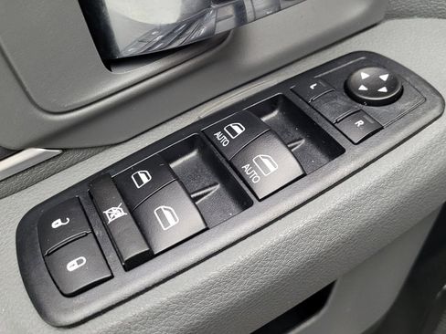 Used 2015 RAM 1500 Big Horn image 27