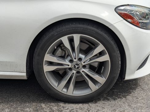 Used 2019 Mercedes-Benz C 300 Coupe image 4