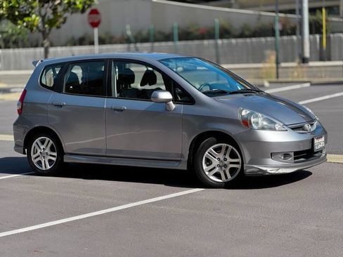 Used 2007 Honda Fit Sport image 3