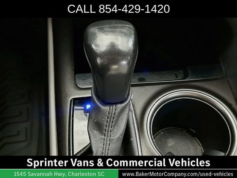 Used 2021 Toyota Camry SE FWD image 18