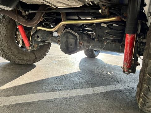 Used 2020 Jeep Wrangler Sport image 15