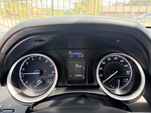 Used 2024 Toyota Camry LE FWD image 8