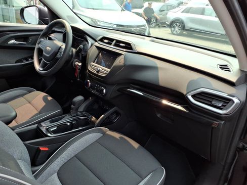 Certified 2023 Chevrolet TrailBlazer LS FWD image 21