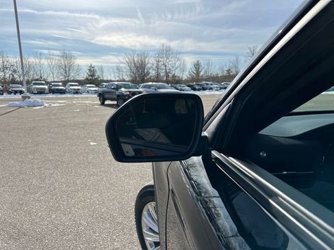 Used 2025 Ford Explorer Platinum w/ LUX Leather Package image 13