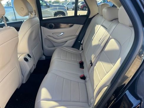 Used 2016 Mercedes-Benz GLC 300 4MATIC image 16