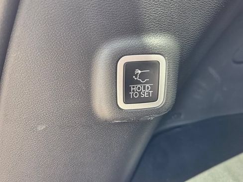 Used 2026 Jeep Cherokee Limited AWD/4WD image 12