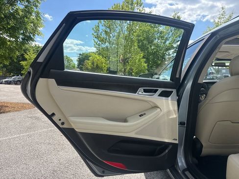 Used 2017 Genesis G80 5.0 Ultimate RWD image 28