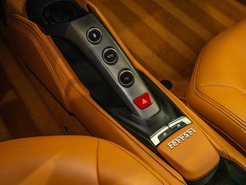 Certified 2016 Ferrari 488 GTB RWD image 15
