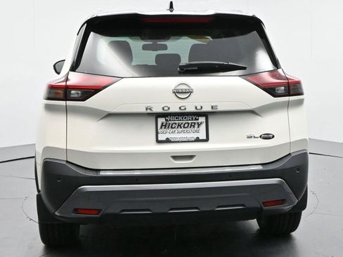 Used 2023 Nissan Rogue SL FWD image 6