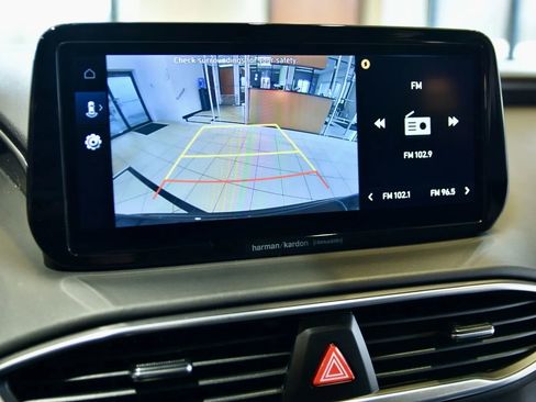 Used 2022 Hyundai Santa Fe SEL w/ Convenience + Premium Package image 16