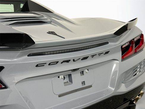 Used 2025 Chevrolet Corvette E-Ray w/ Battery Protection Package AWD/4WD image 17