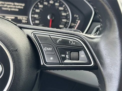 Used 2017 Audi A4 2.0T Premium image 9