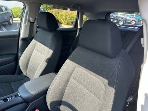 Certified 2026 Honda HR-V LX image 23