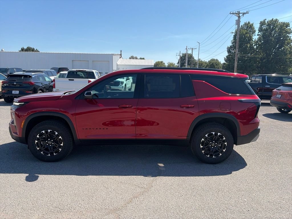 New 2027 Chevrolet Traverse Z71 w/ LPO, Floor Liner Package AWD/4WD image 3