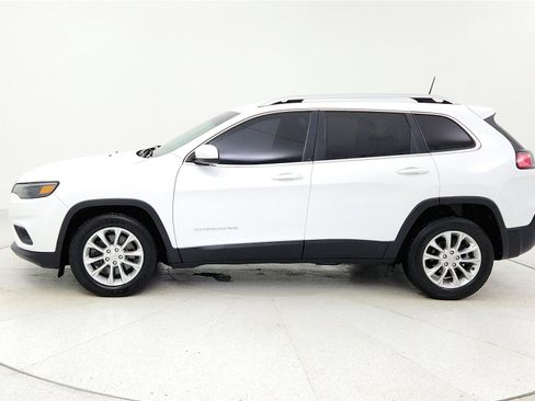 Used 2019 Jeep Cherokee Latitude w/ Popular Appearance Group image 2