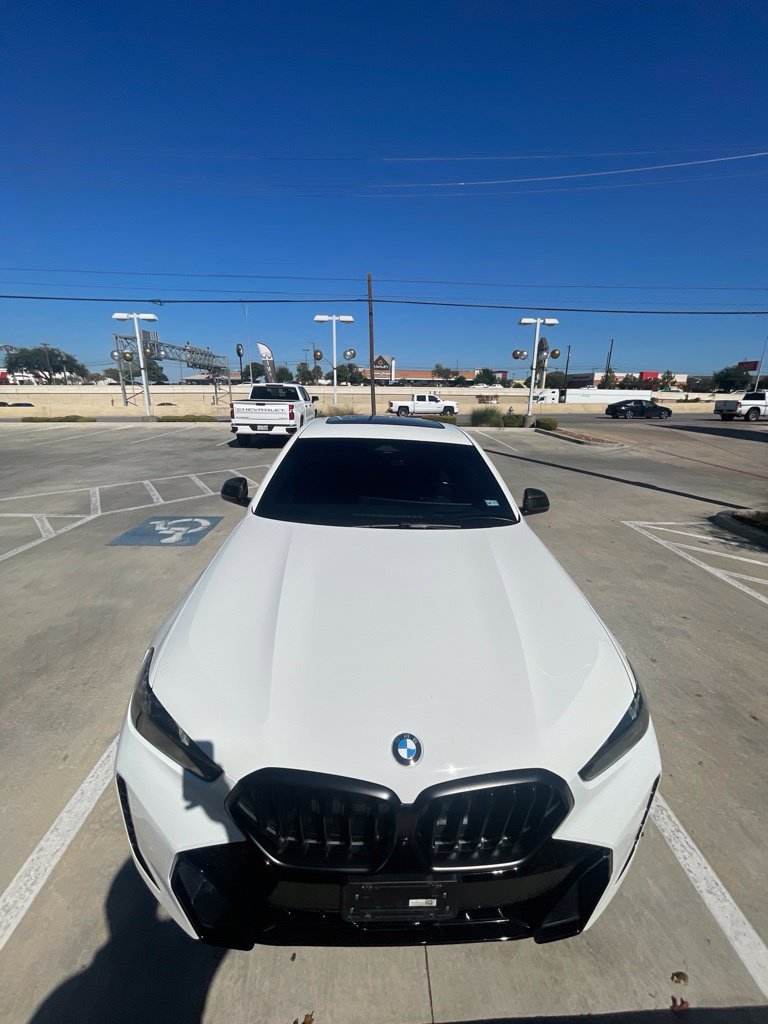 Used 2024 BMW X6 xDrive40i w/ Premium Package AWD/4WD image 2