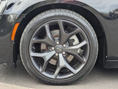 Used 2022 Chrysler 300 S RWD image 42