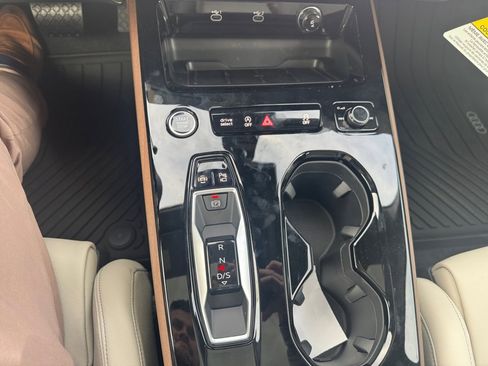 New 2025 Audi A5 2.0T Prestige image 19