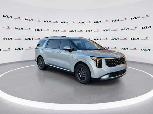 New 2026 Kia Carnival SX image 2